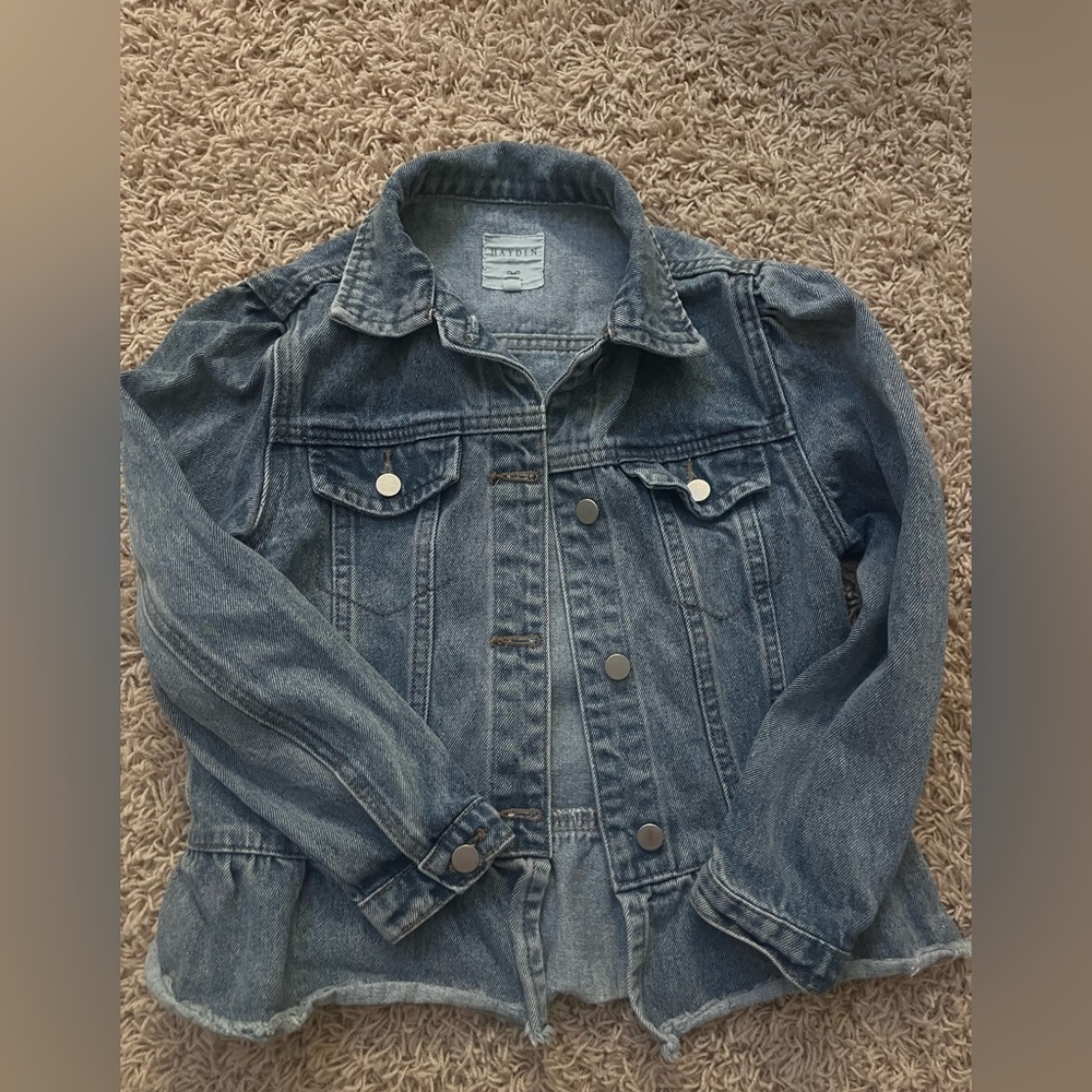 Hayden girls size medium